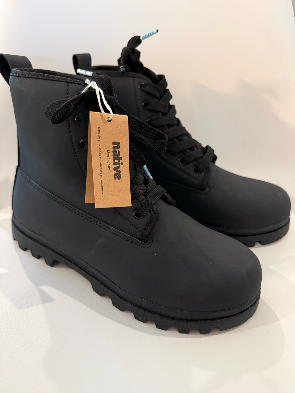 ☀️🌊 Native Men's Johnny Treklite Bloom Black Lace-Up Waterproof Boots NWT